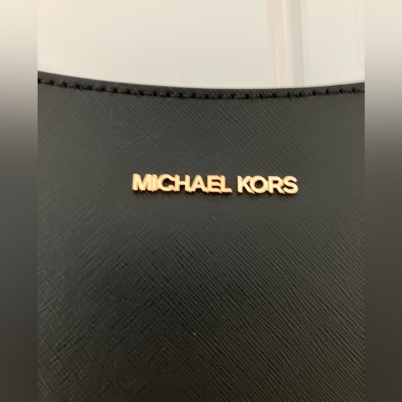 NEW Michael Kors Jet Set Small Messenger Crossbody Bag in Black Noir - Picture 7 of 8
